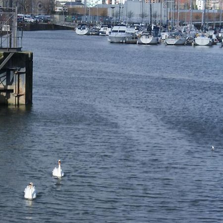 Coastal City Rooms - Waterfront Swansea Exteriér fotografie